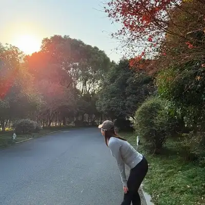 梁博